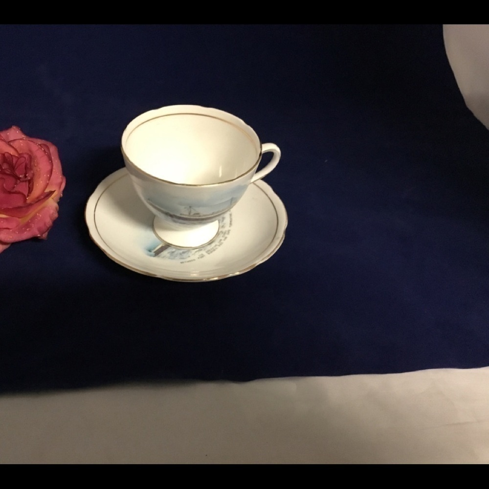 Vintage GLADSTONE‎ BONE CHINA TEA CUP